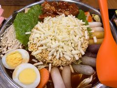 芝士年糕火锅-米字旁先锋韩餐(茂业天地店)