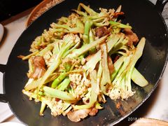 -梁家大院•农家菜(昆山会展中心店)