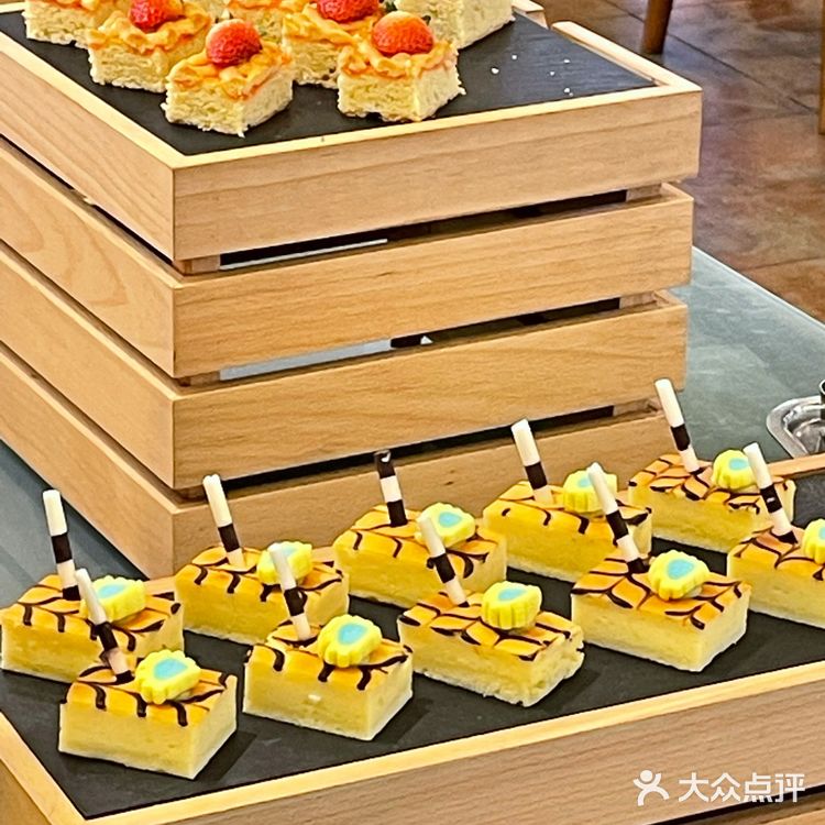 三亚海鲜自助｜穷游党也能实现海鲜自由‼️