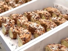 -HOT CRUSH趁热集合·现烤面包(环球港店)