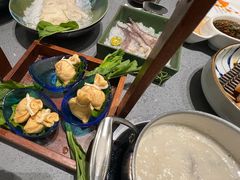 -红鼎豆捞·非遗鲍皇汤火锅(宝丰路店)