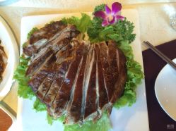 -鑫淼餐饮娱乐中心(江东街店)