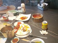 -雍容荟帝王蟹活龙虾展台自助(IFS黑金店)