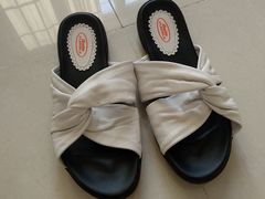 -MaxMara(燕莎奥特莱斯店)