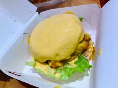 芝士熔岩牛肉汉堡-前进5路汉堡炸鸡(汉街skp店)