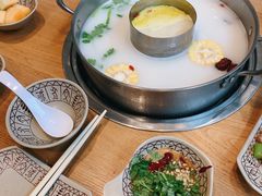 -江小渔鲜鱼火锅(冠亚星城店)