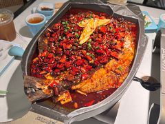 -江边城外烤全鱼(世茂广场店)