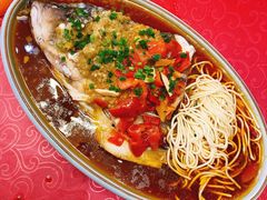 双味鱼头-小蓝鲸湖北菜(八一路店)