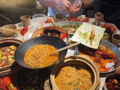 -巴厘龙虾·榜首油焖大虾(音乐学院·沿江酒馆店)