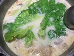 -煲宫猪肚鸡(昆山金鹰国际购物中心店)