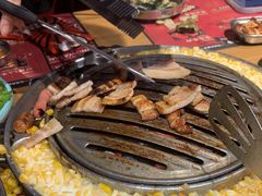 -青瓦炭韩潮烤肉(花园道店)