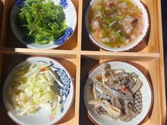 -牛牛和牛海鲜粥底火锅(长虹国际城店)