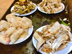 -东巴谷野生菌火锅餐厅