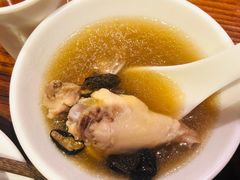 黑松露羊肚菌土鸡汤-牧雲子·臻选云南菜 .商务宴请(泰然大厦店)