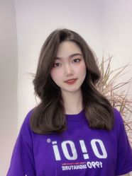 -BULB STUDIO 巴柏明星发型工作室