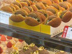 -85度C(生甜甜圈研究工坊·上海松江人民北路店)