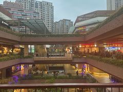 -瑞虹新天地月亮湾