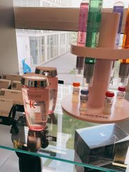 -变画·发型STUDIO