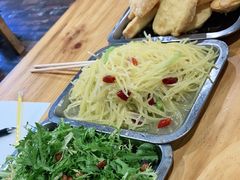 酸辣土豆丝-陈氏肥蛤(小纬六路总店)