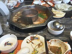 何鲜菇火锅(大营盘店)-何鲜菇火锅(大营盘店)