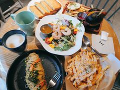 -HELLO 27 意面·沙拉·帕尼尼