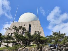 -黄山光明顶山庄