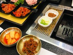 -韩满园· 甄选韩式烤肉
