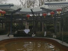 -张家港金凤凰度假村温泉