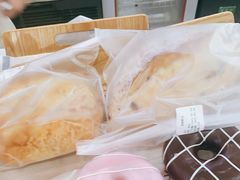 -焙丽拾光(麦凯乐直营店)