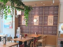 -必胜客(WOW昙华林店)