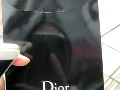 -Dior迪奥(上海世茂广场店)