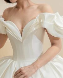 -LOVE SHINE婚纱·红鼎庄龙凤褂·妈妈装定制