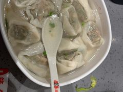 青菜大馄饨-南城香(北京南站店)