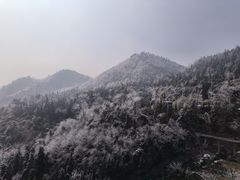 -天姥山