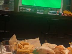 -麦落精酿啤酒餐吧(先农大院店)
