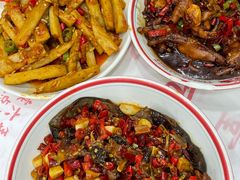 -堂瓦里·33年传统赣菜(第一街区店)