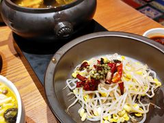 云海肴汽锅鸡-云海肴·汽锅鸡·云南代表菜(天山百盛优客店)