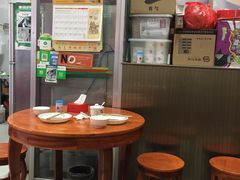 大堂-正宗食惯嘴邓屋粉店