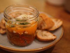 彩椒酱温泉蛋烤面包-RAC BAR(安福路店)