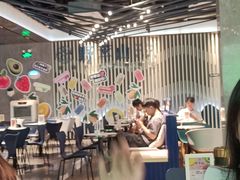 大堂-野萃山·潮汕厚果汁(十亩地店)