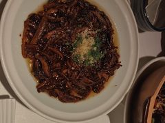 -八府香鸭·啫啫煲(华山路店)