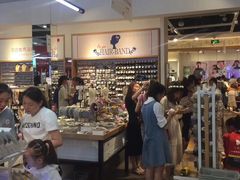 -三福时尚(三峡广场华夏银座店)