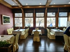 -伏尔加庄园米尼阿久尔餐厅