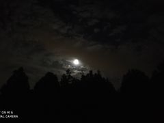 -鬼笑石后山停车场