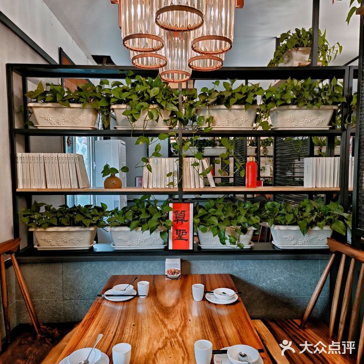 🚗驱车20公里、只为这一盘临沂炒鸡‼️