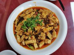 酸菜肥肠豆腐-中餐·廊桥豆腐宴(清江路分店)