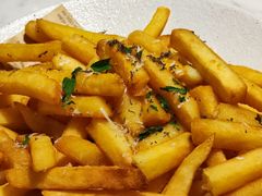 黑松露芝士薯条-G+KITCHEN(龙湖狮山天街店)