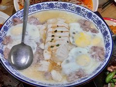 -堂瓦里·33年传统赣菜(第一街区店)