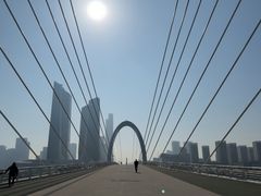 -南京眼步行桥