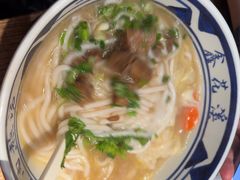 -鑫花溪牛肉米粉(景德路店)